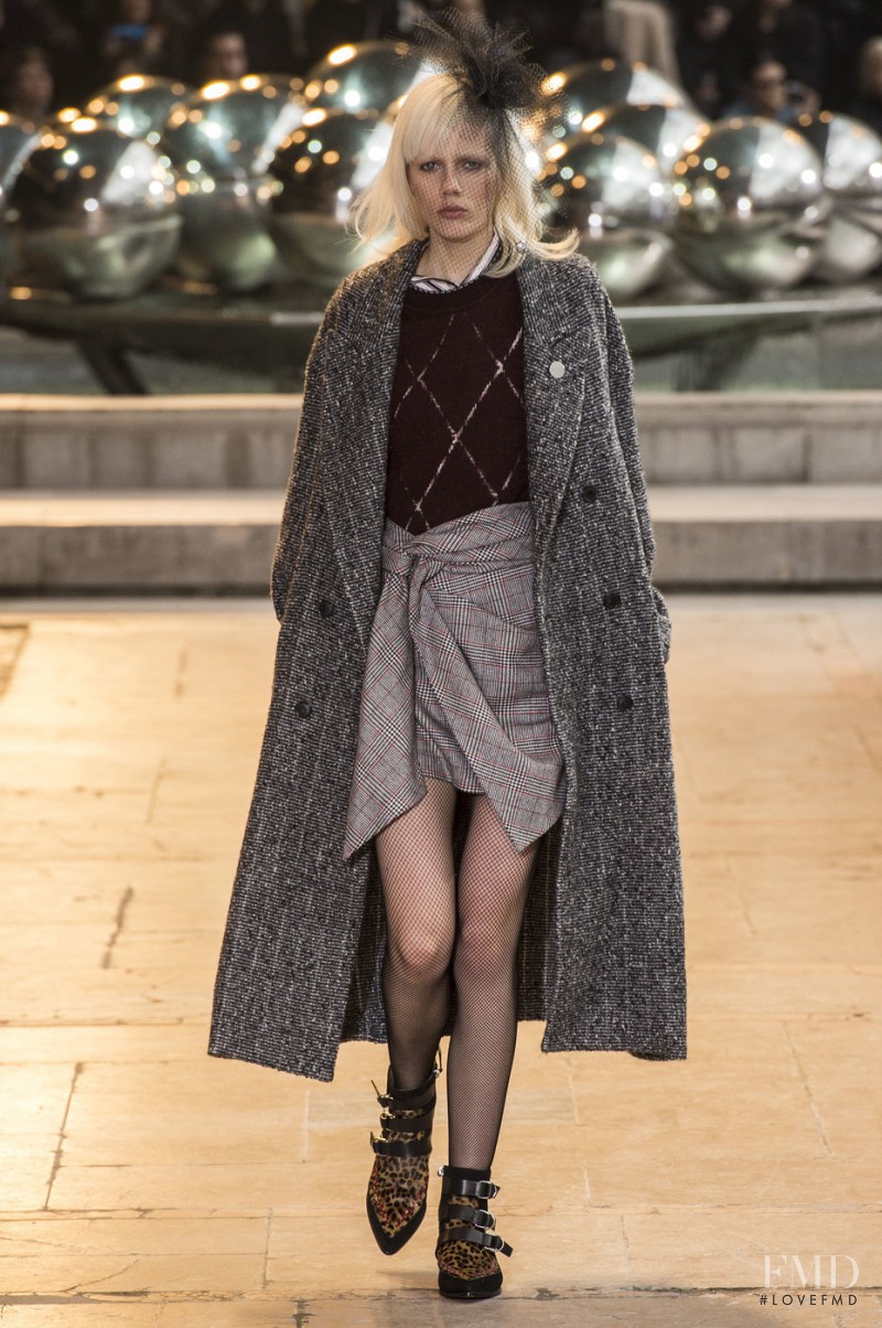 Marjan Jonkman featured in  the Isabel Marant fashion show for Autumn/Winter 2016
