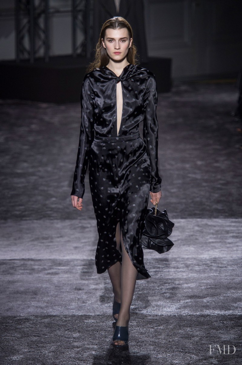 Nina Ricci fashion show for Autumn/Winter 2016