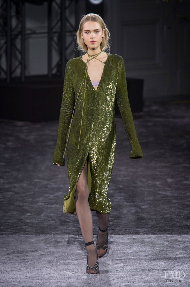 Nina Ricci fashion show for Autumn/Winter 2016