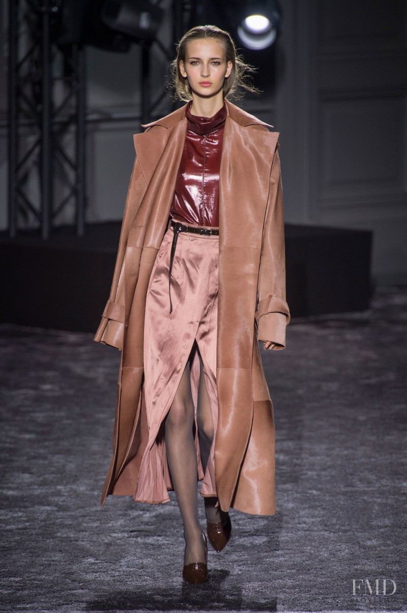 Nina Ricci fashion show for Autumn/Winter 2016