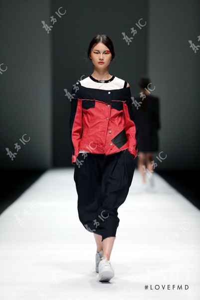 Cong He featured in  the Haizhen Wang fashion show for Spring/Summer 2015