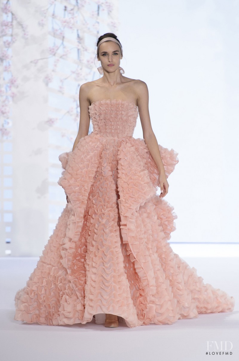 Stasha Yatchuk featured in  the Ralph & Russo fashion show for Spring/Summer 2016