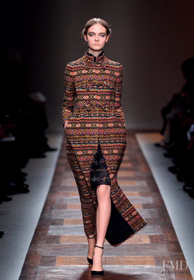 Nimuë Smit featured in  the Valentino fashion show for Autumn/Winter 2012