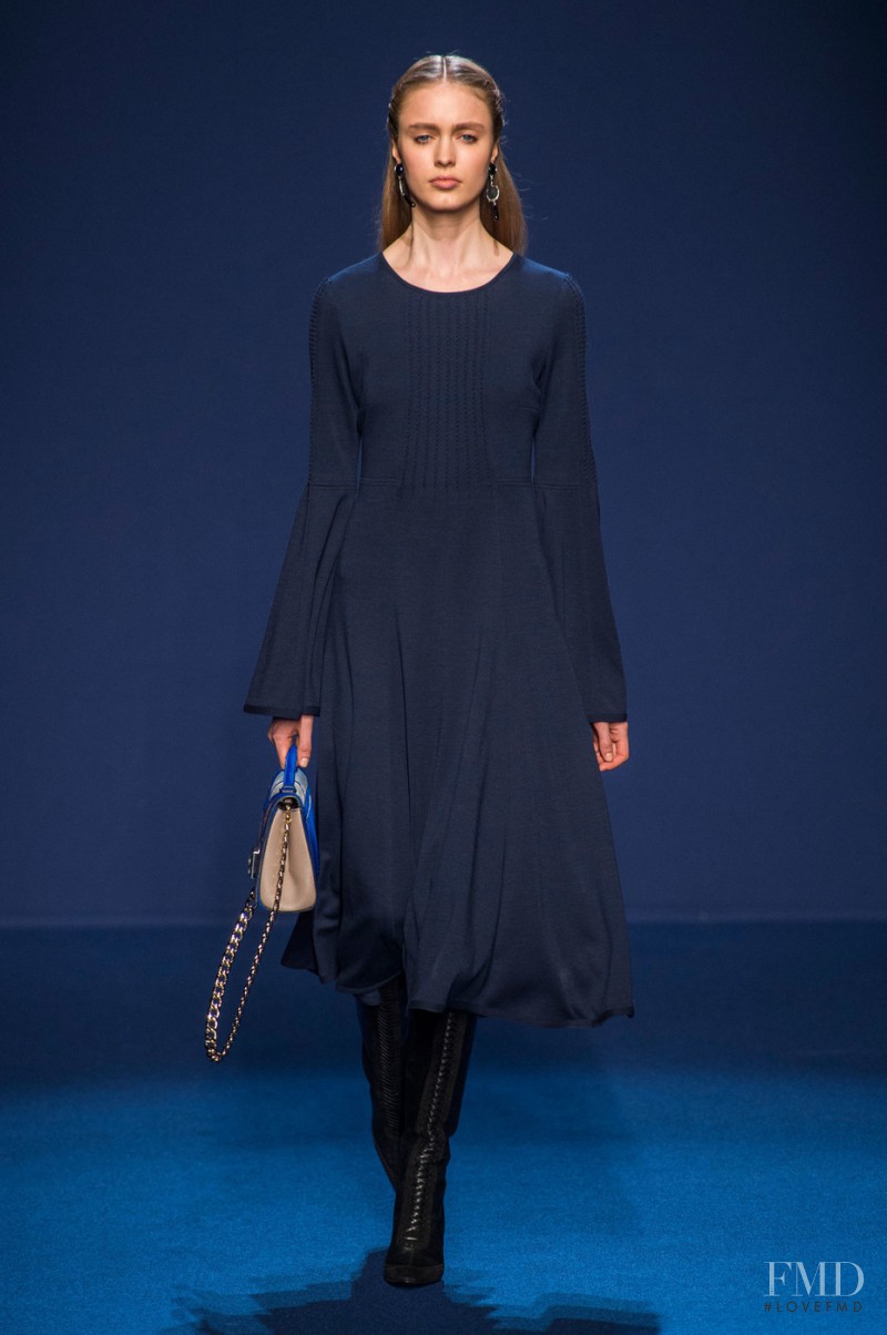 Astrid Rönnborn featured in  the Andrew Gn fashion show for Autumn/Winter 2016