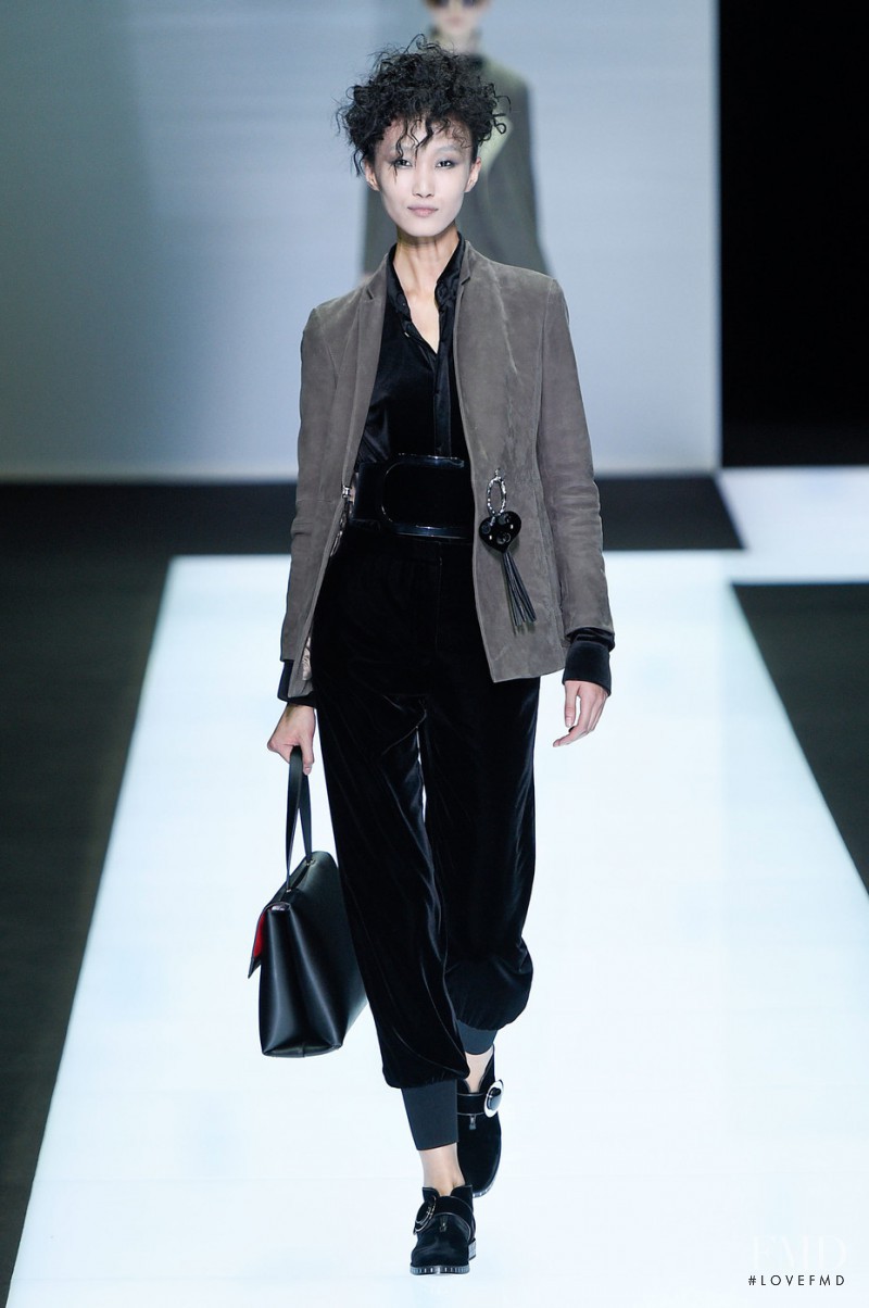 Giorgio Armani fashion show for Autumn/Winter 2016