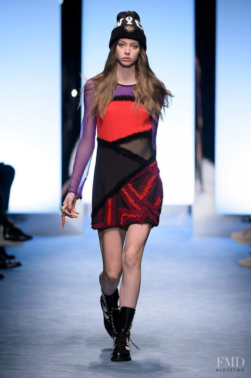 Lauren de Graaf featured in  the Fausto Puglisi fashion show for Autumn/Winter 2016