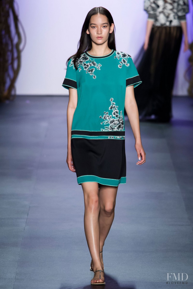 Tadashi Shoji fashion show for Spring/Summer 2016