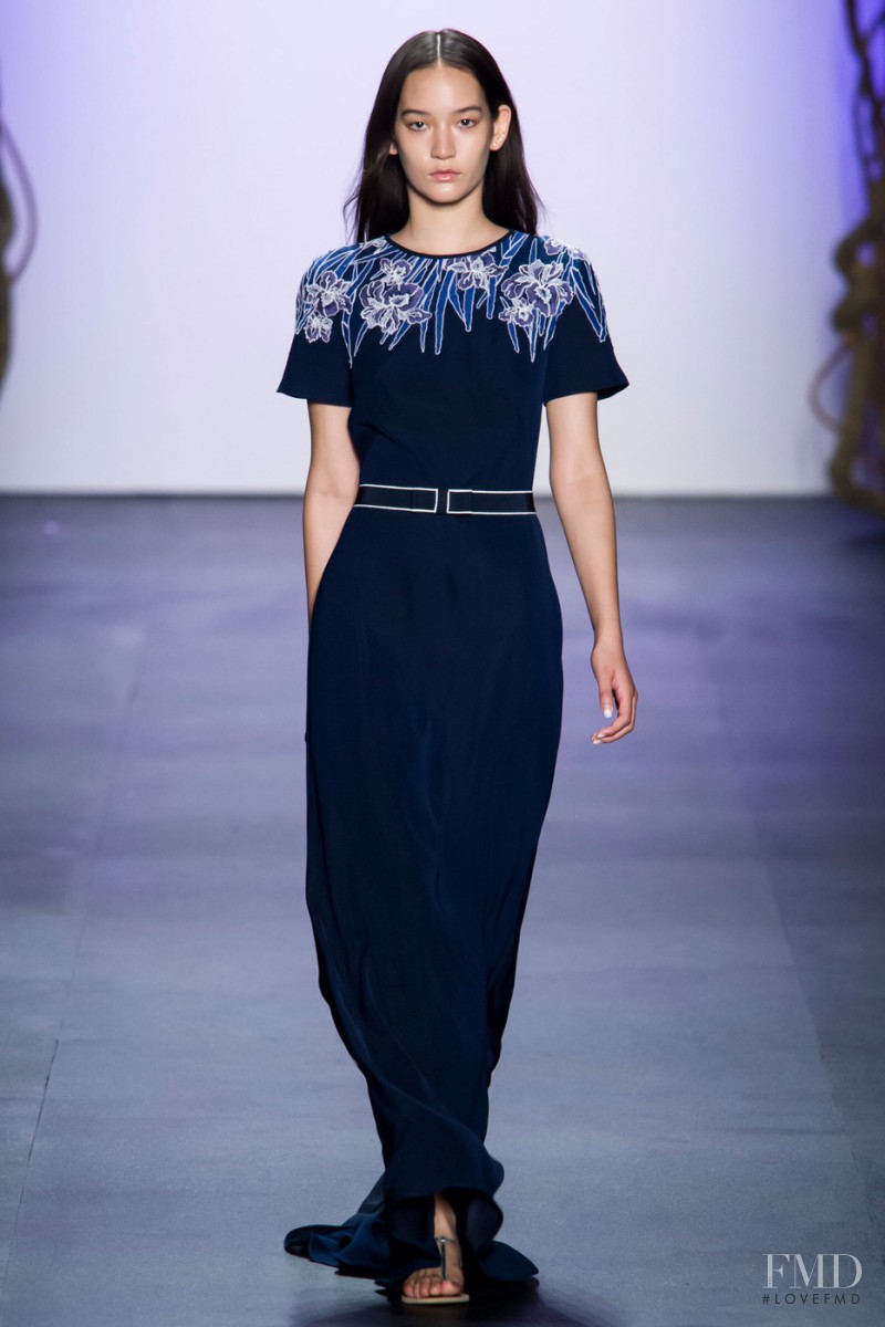 Tadashi Shoji fashion show for Spring/Summer 2016