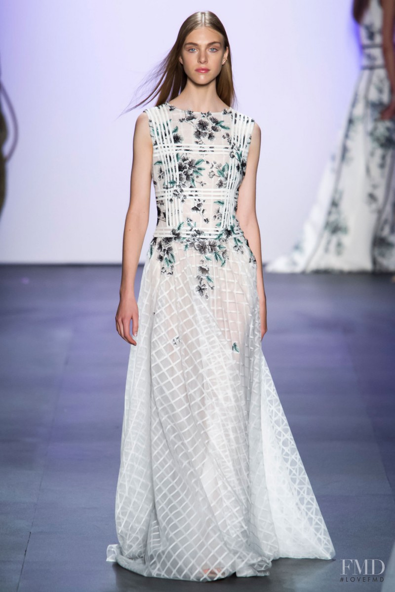 Tadashi Shoji fashion show for Spring/Summer 2016