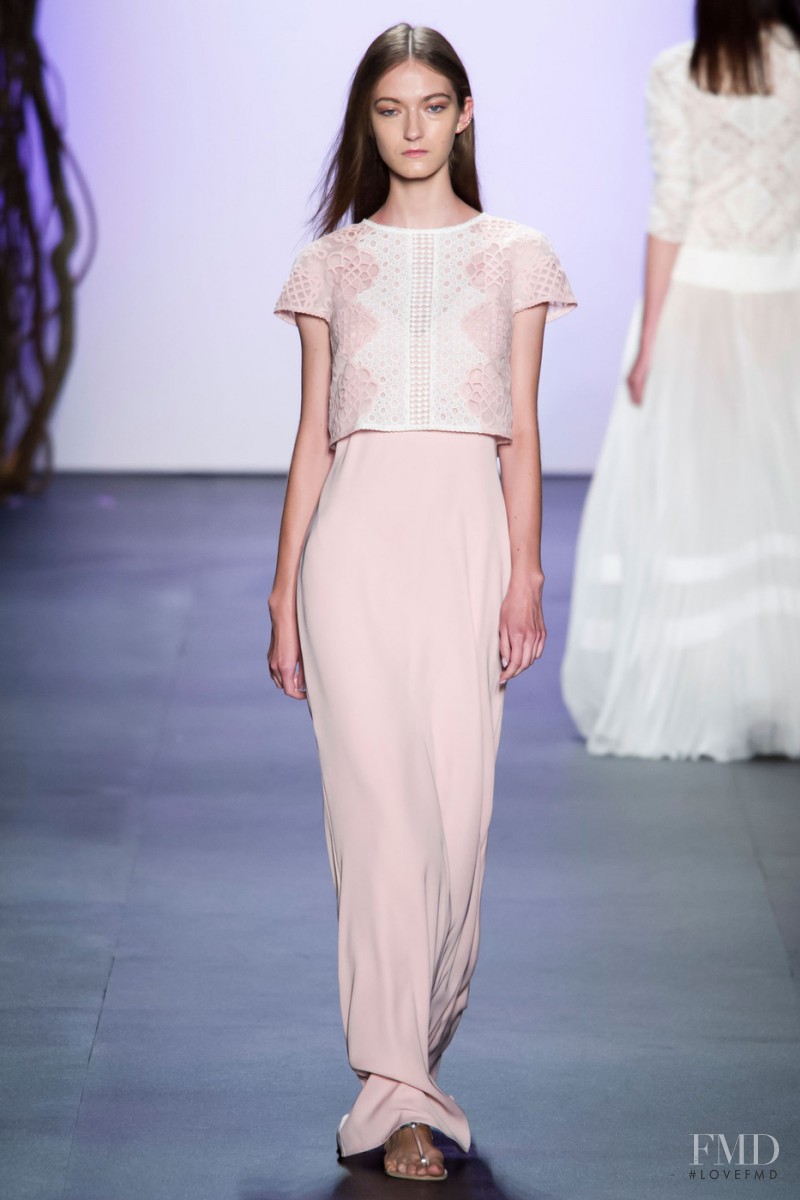 Tadashi Shoji fashion show for Spring/Summer 2016