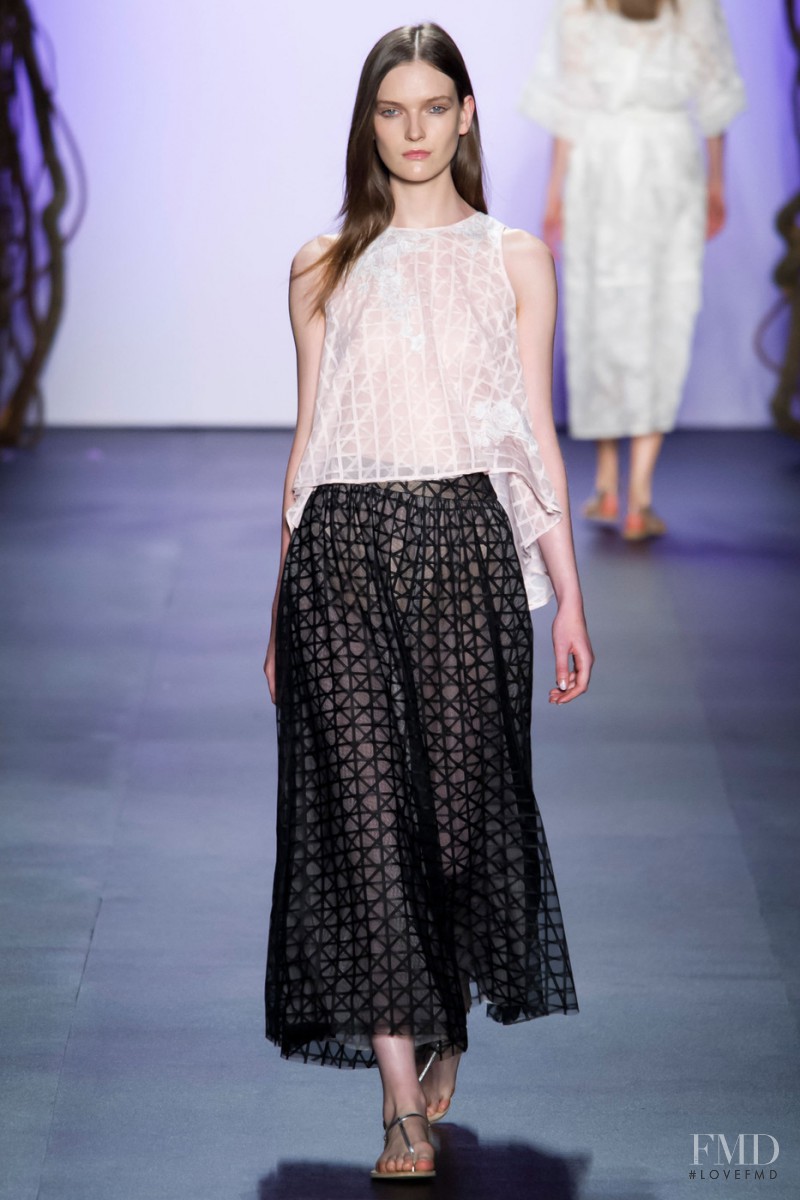 Tadashi Shoji fashion show for Spring/Summer 2016