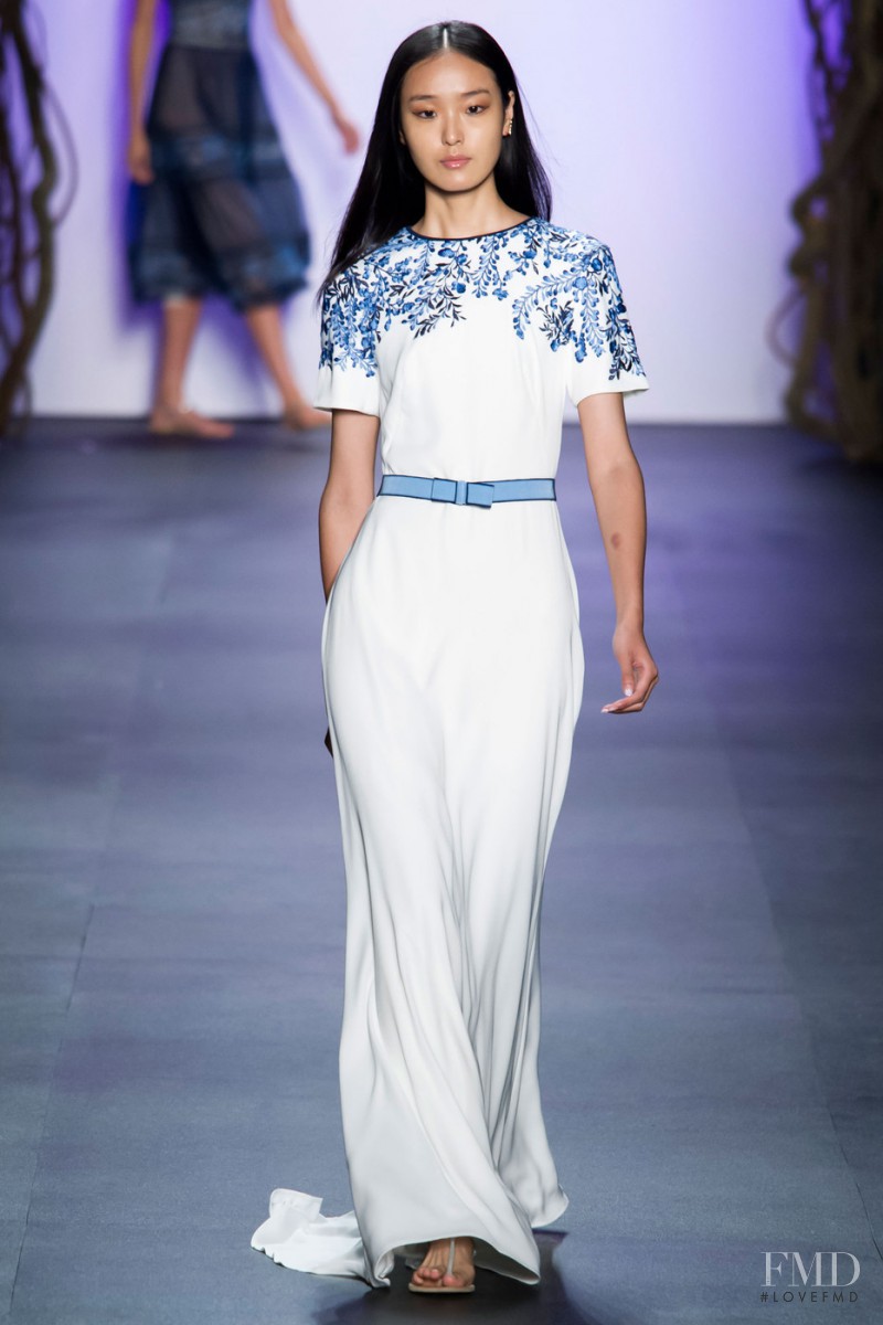 Yue Han featured in  the Tadashi Shoji fashion show for Spring/Summer 2016