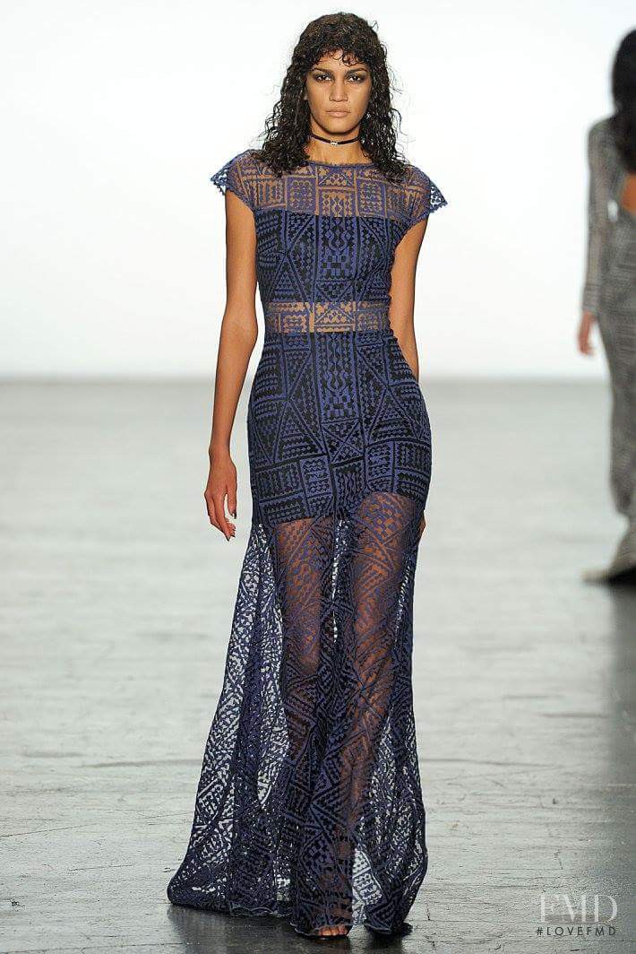 Tadashi Shoji fashion show for Autumn/Winter 2016