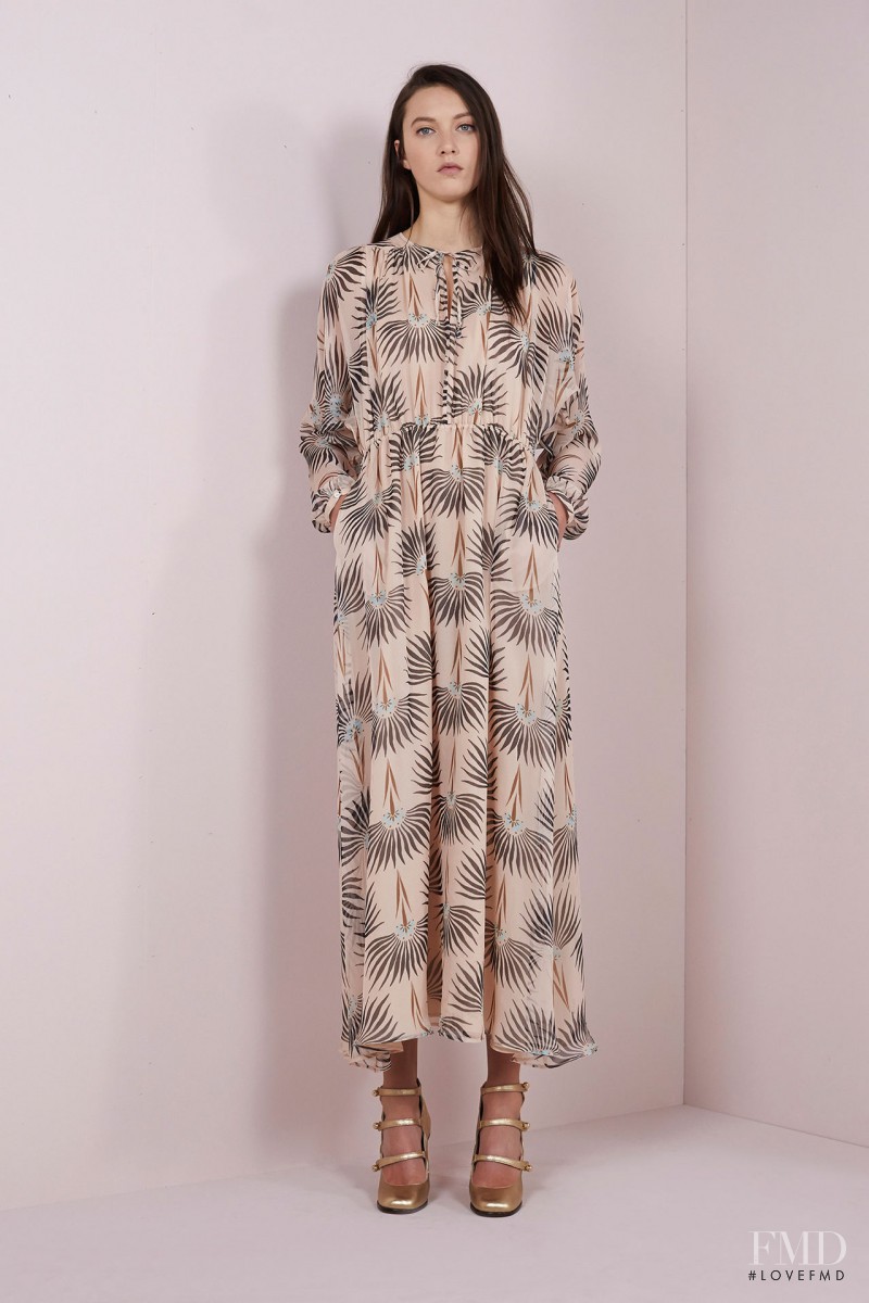 Matilda Lowther featured in  the Paul et Joe fashion show for Pre-Fall 2015