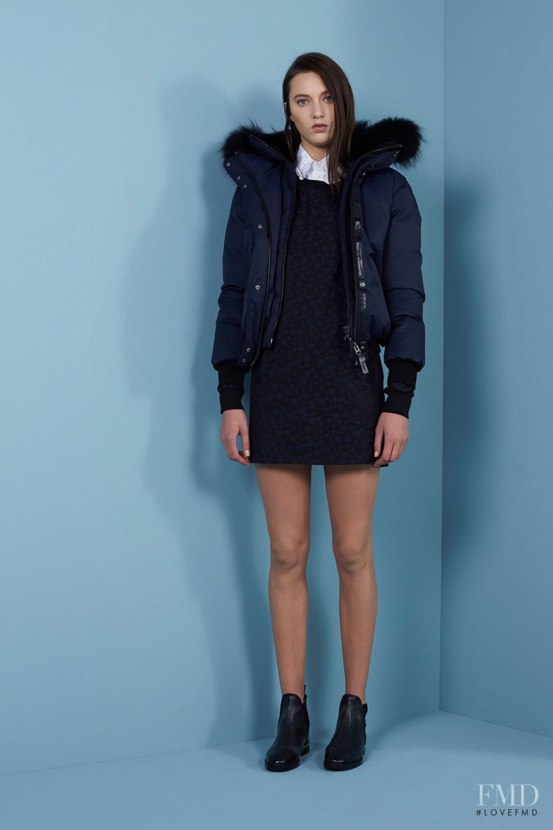 Matilda Lowther featured in  the Paul et Joe fashion show for Pre-Fall 2015