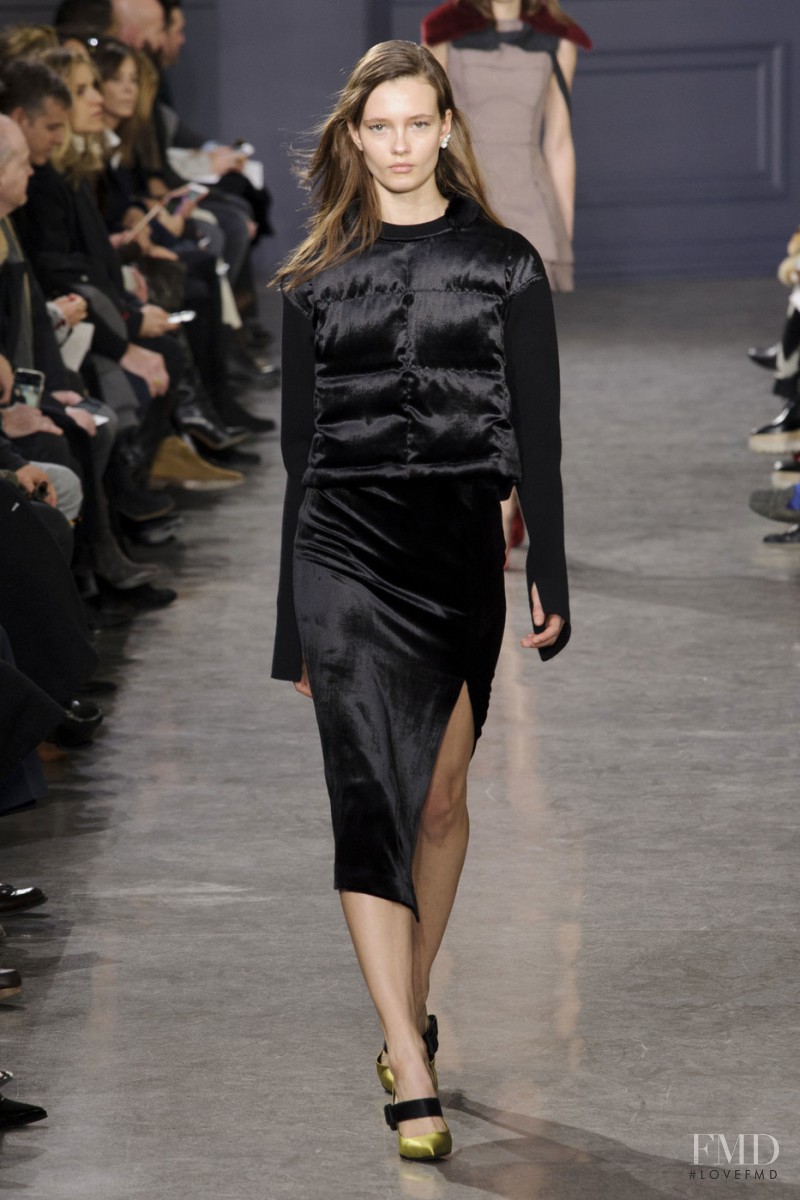 Jason Wu fashion show for Autumn/Winter 2016