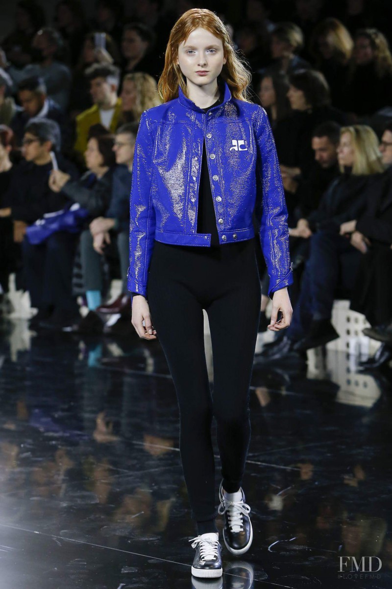 André Courrèges fashion show for Autumn/Winter 2016