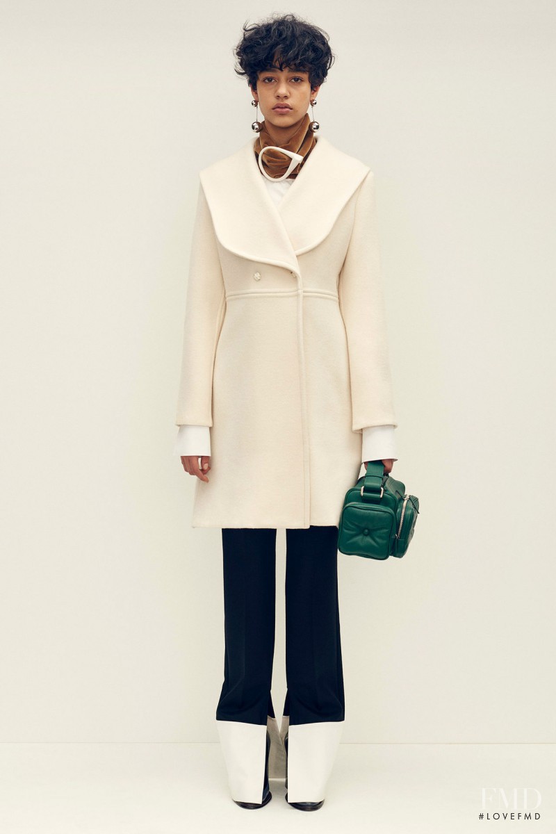 Damaris Goddrie featured in  the J.W. Anderson fashion show for Pre-Fall 2015