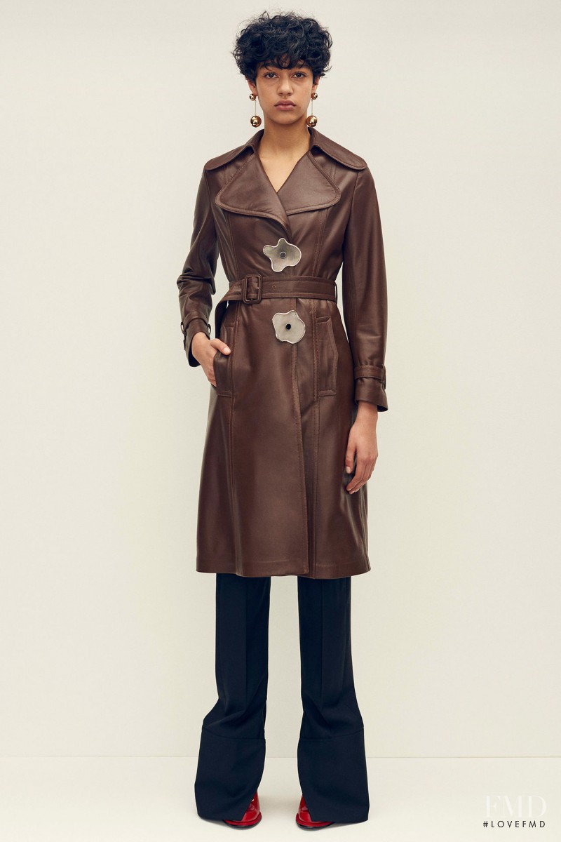 Damaris Goddrie featured in  the J.W. Anderson fashion show for Pre-Fall 2015