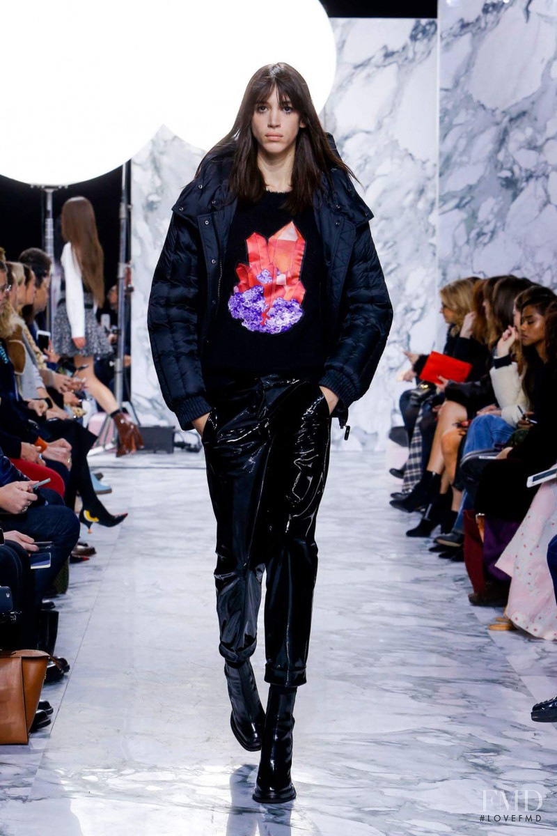 Barbara Sanchez featured in  the Carven fashion show for Autumn/Winter 2016