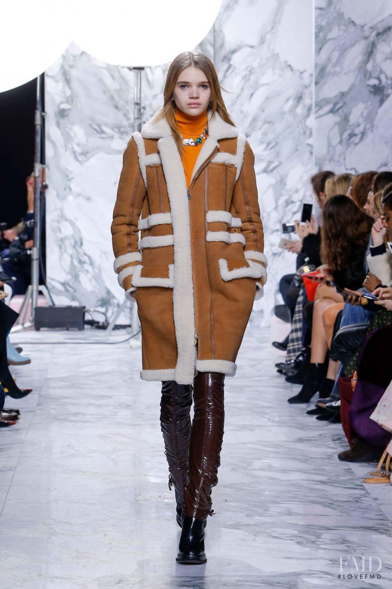 Stella Lucia featured in  the Carven fashion show for Autumn/Winter 2016
