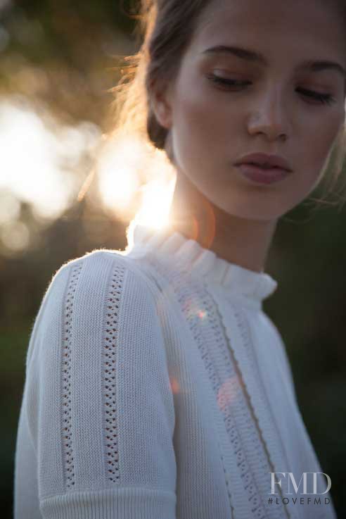 Sara Witt featured in  the Molli lookbook for Spring/Summer 2016