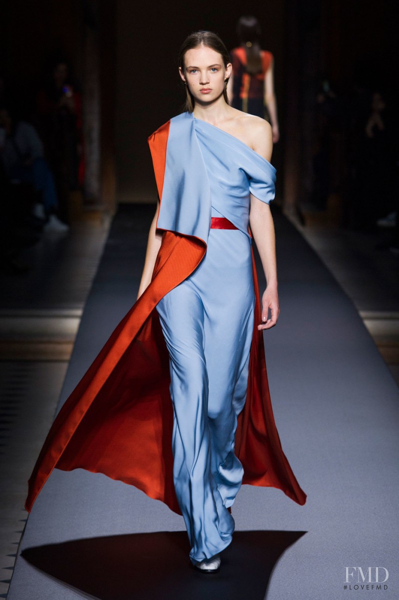 Vionnet fashion show for Autumn/Winter 2016