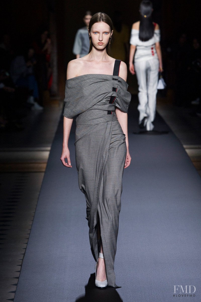 Liza Ostanina featured in  the Vionnet fashion show for Autumn/Winter 2016