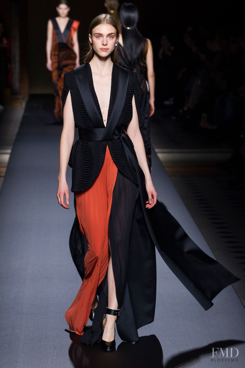 Vionnet fashion show for Autumn/Winter 2016