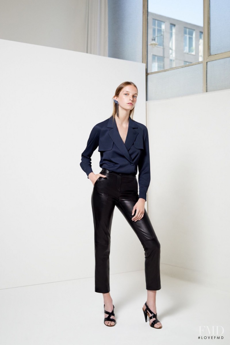 Jamilla Hoogenboom featured in  the Topshop fashion show for Resort 2016