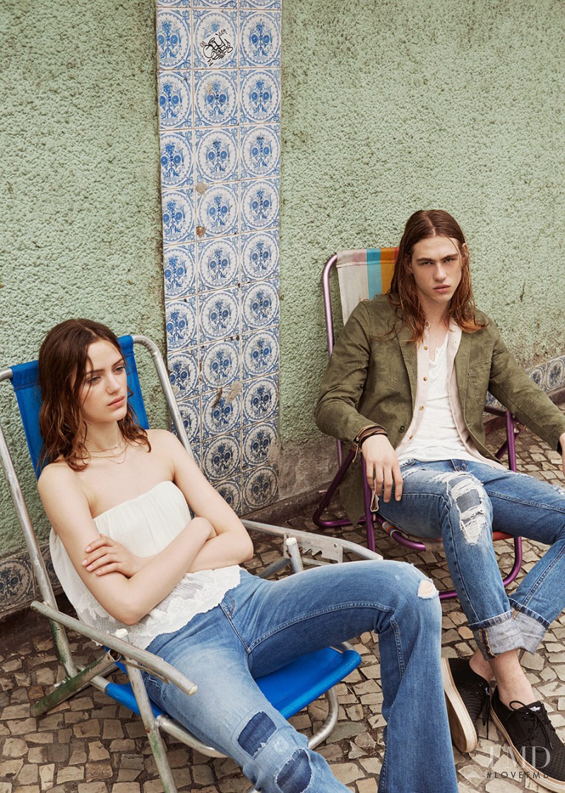 Esther Heesch featured in  the Pull & Bear Summer Vibes lookbook for Summer 2015