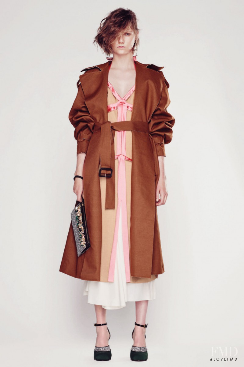 Marland Backus featured in  the Marni fashion show for Resort 2016