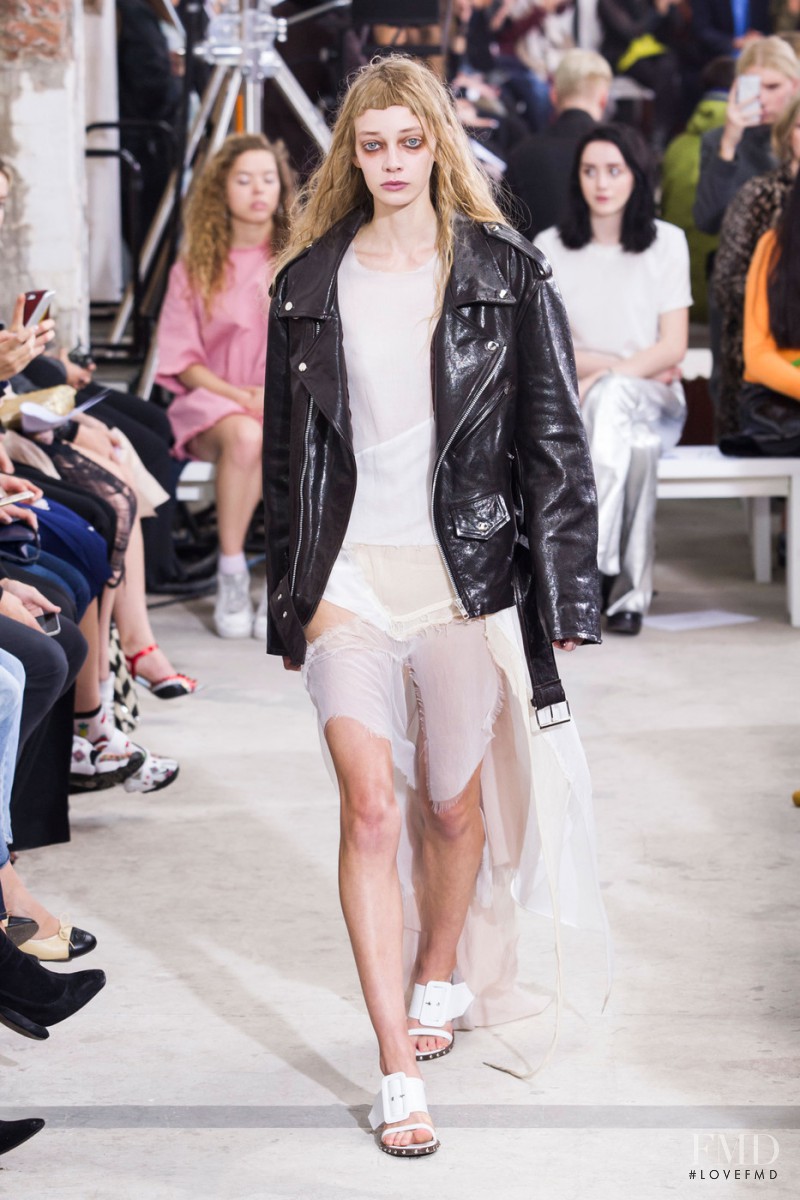 Leah Milligan featured in  the Marques\'Almeida fashion show for Spring/Summer 2016