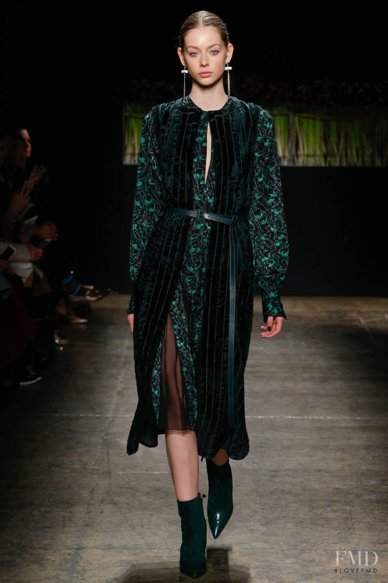 Lauren de Graaf featured in  the J Mendel fashion show for Autumn/Winter 2016