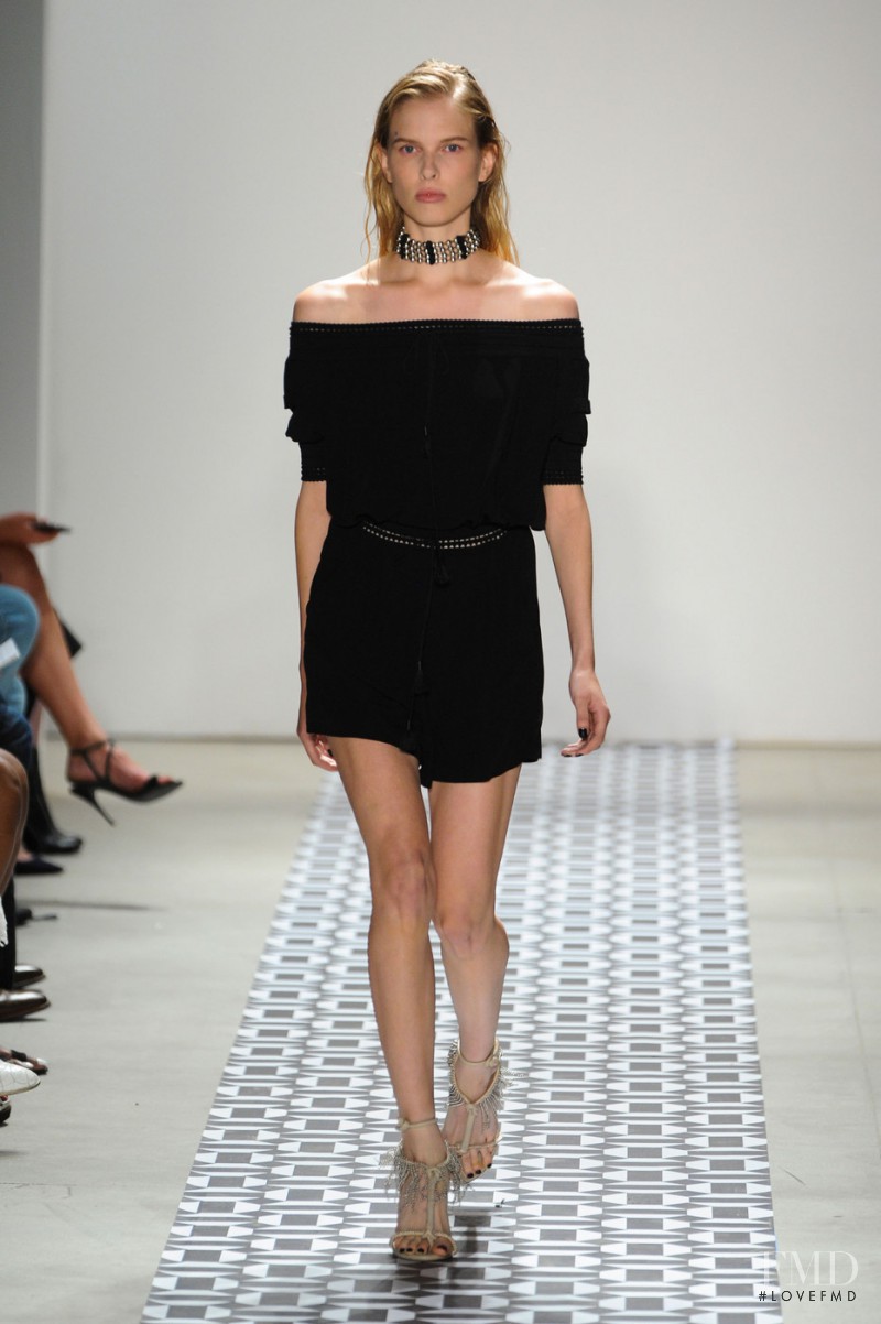 Ohne Titel fashion show for Spring/Summer 2016