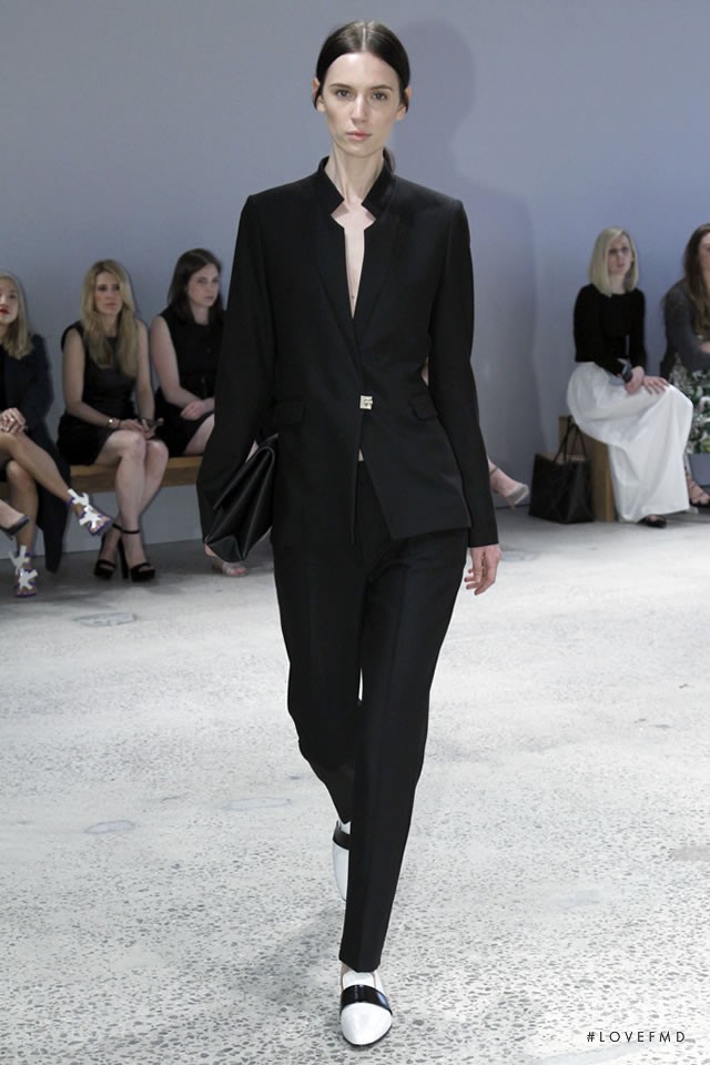 Hugo Boss fashion show for Resort 2016