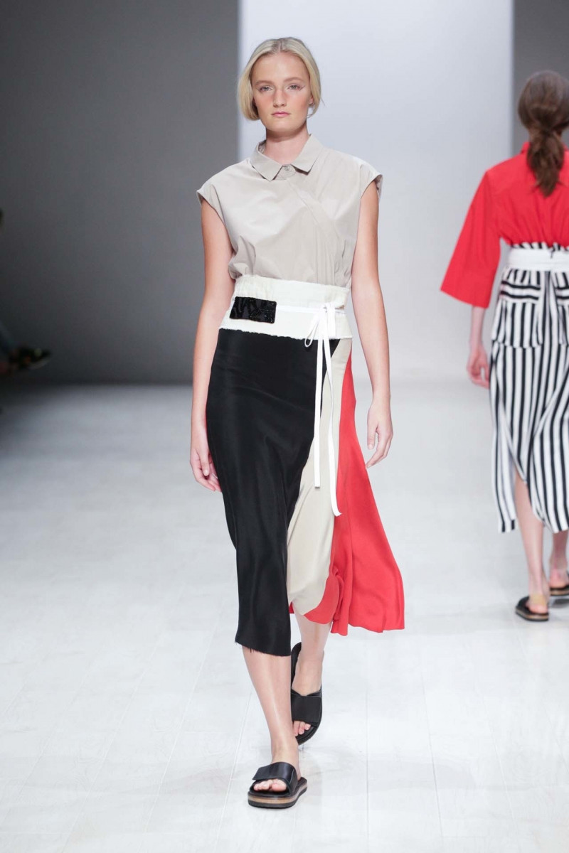 Talisa Quirk featured in  the Tilly by Lee Mathews fashion show for Spring/Summer 2015