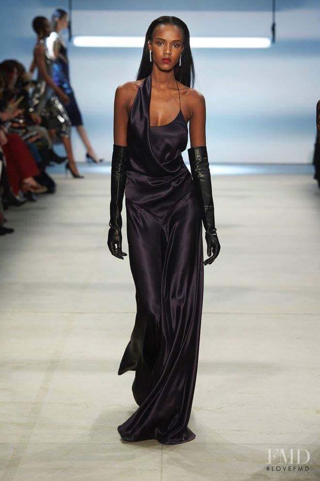 Cushnie Et Ochs fashion show for Autumn/Winter 2016