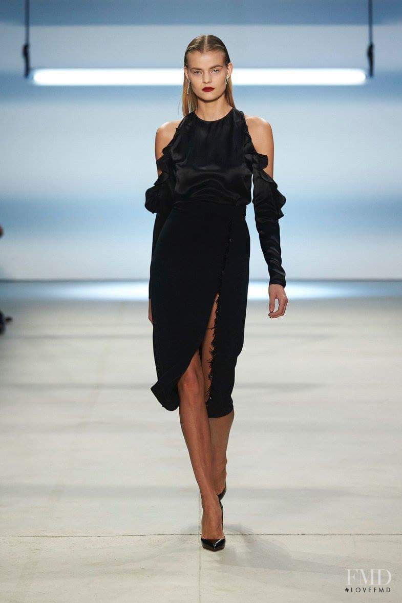 Cushnie Et Ochs fashion show for Autumn/Winter 2016