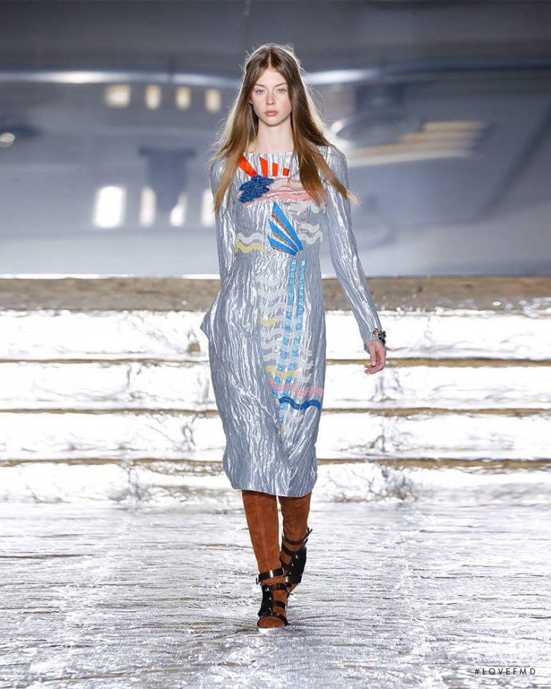 Lauren de Graaf featured in  the Peter Pilotto fashion show for Autumn/Winter 2016