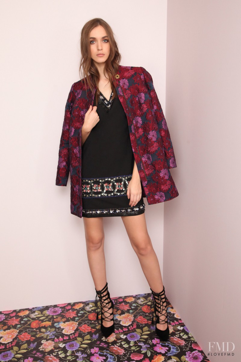 Stasha Yatchuk featured in  the Nicole Miller fashion show for Pre-Fall 2016