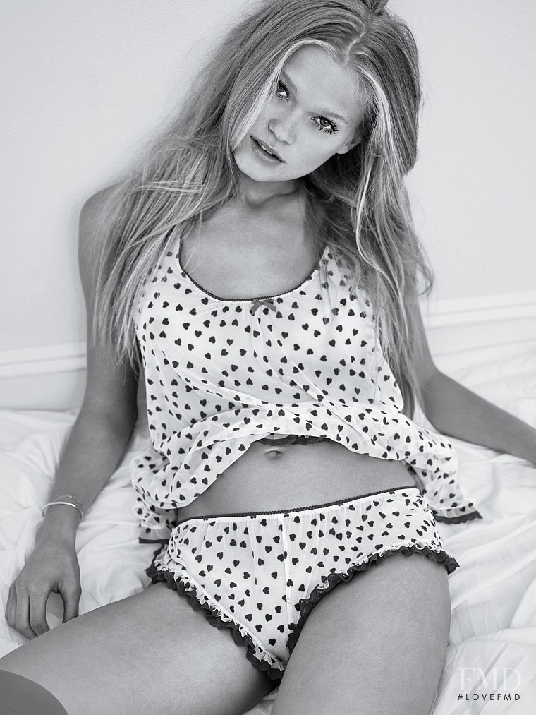 Vita Sidorkina featured in  the Victoria\'s Secret Valentine\'s Day catalogue for Spring 2015