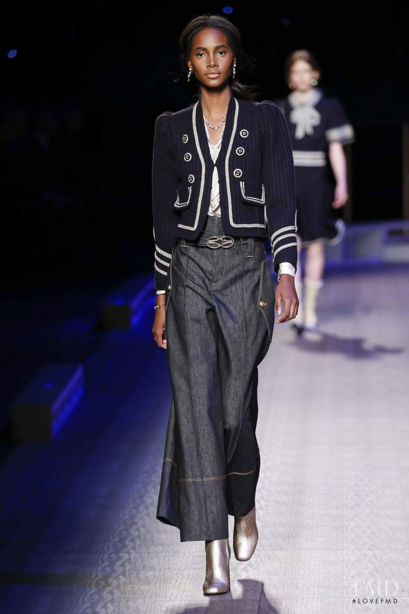 Tami Williams featured in  the Tommy Hilfiger fashion show for Autumn/Winter 2016