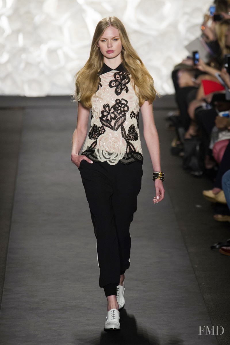 Naeem Khan fashion show for Spring/Summer 2015