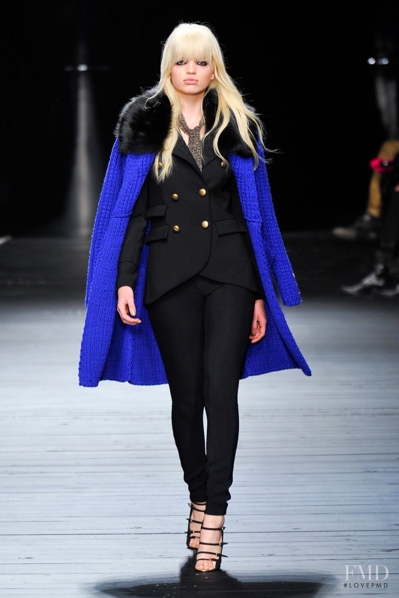 Daphne Groeneveld featured in  the Iceberg fashion show for Autumn/Winter 2012