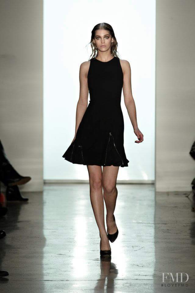 Samantha Gradoville featured in  the Cushnie Et Ochs fashion show for Autumn/Winter 2012