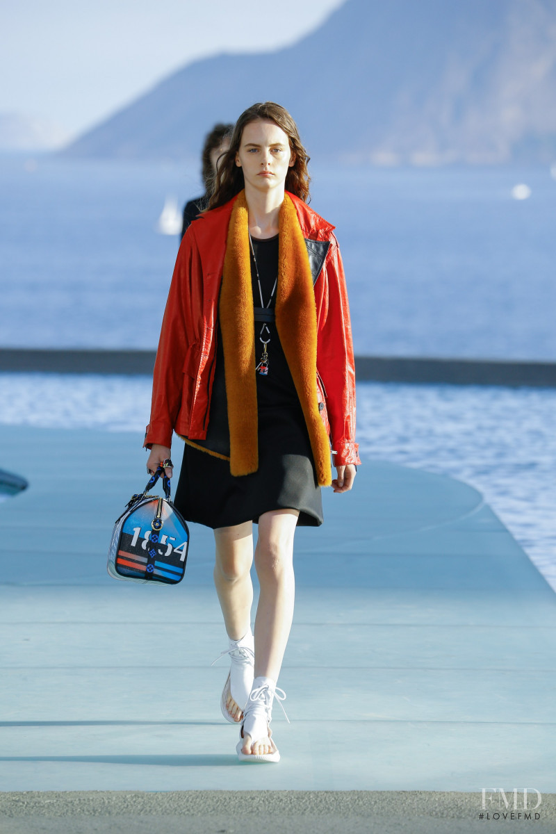 Lea Holzfuss featured in  the Louis Vuitton fashion show for Cruise 2017
