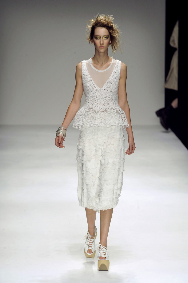 John Rocha fashion show for Spring/Summer 2010