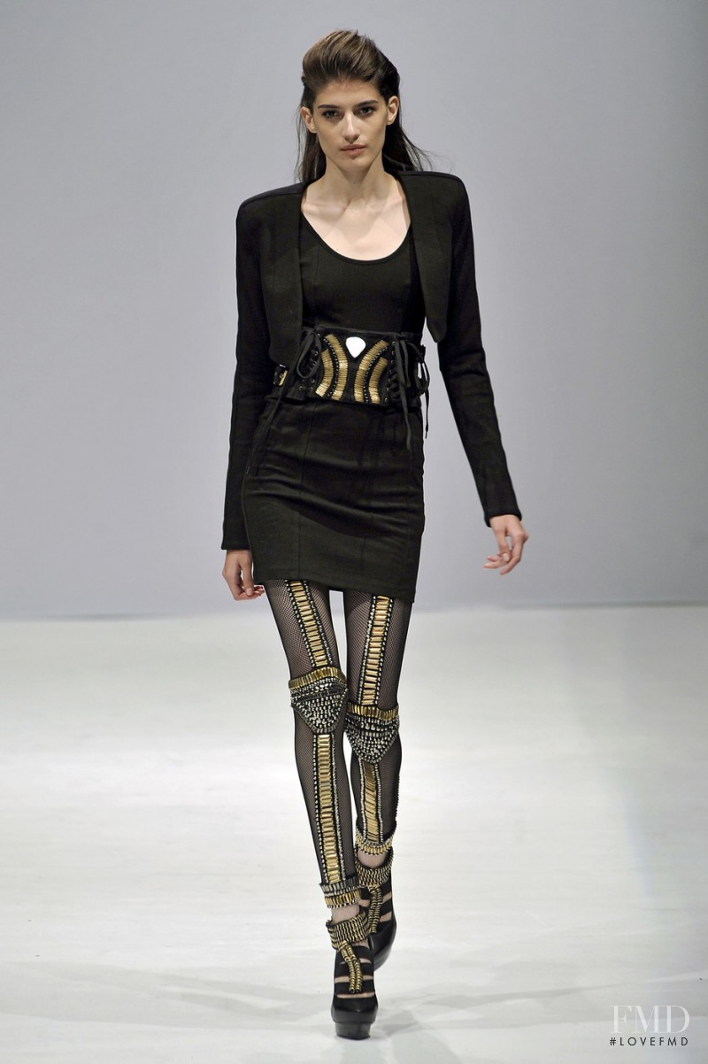 Sass & Bide fashion show for Spring/Summer 2010