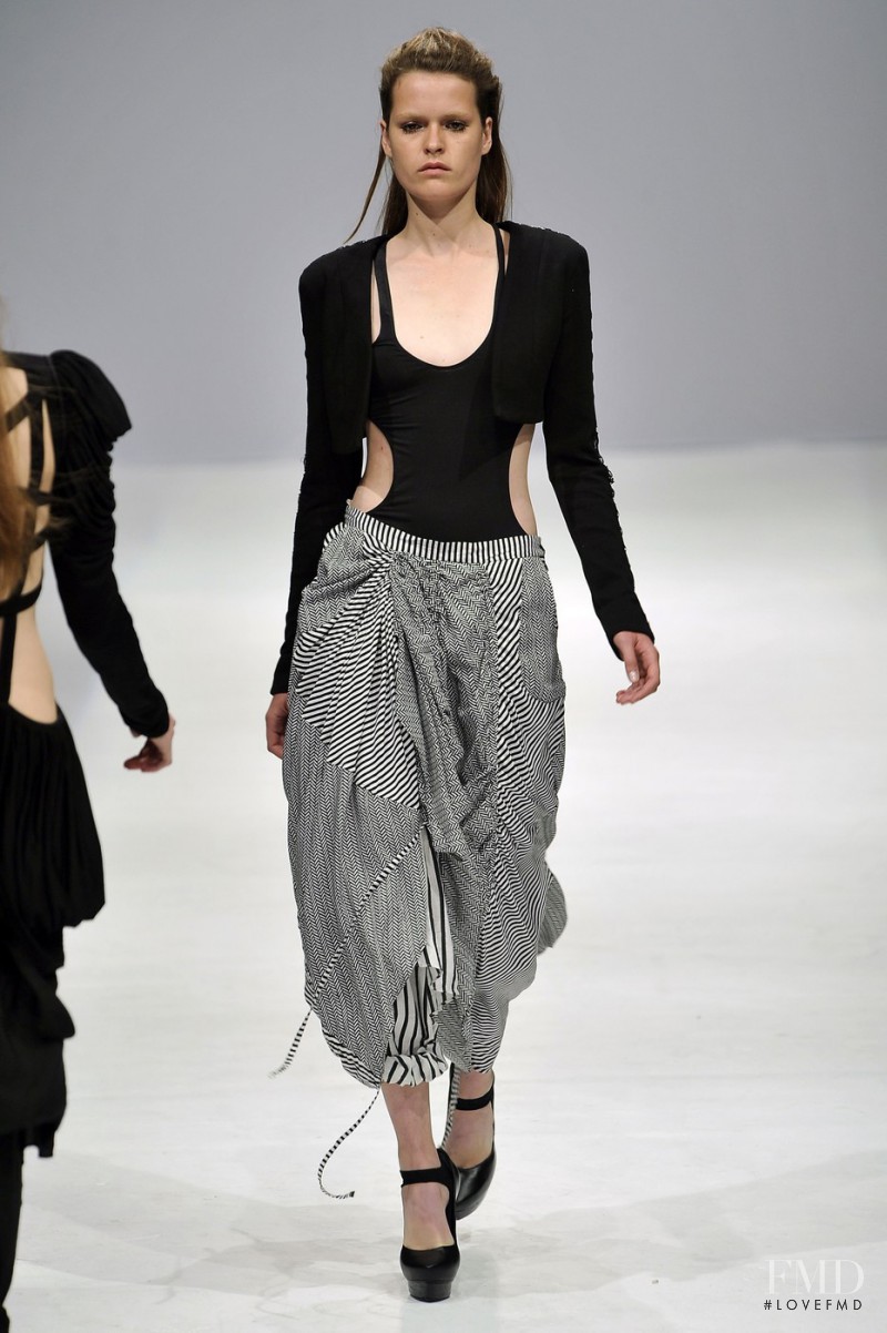 Sass & Bide fashion show for Spring/Summer 2010